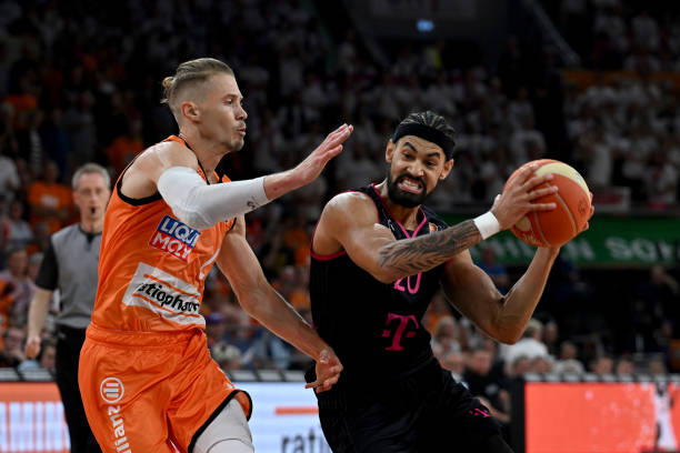 马拉多纳和 马拉多纳和